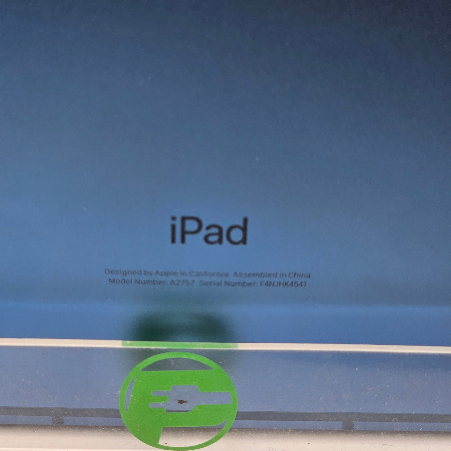 Unlocked Apple iPad 10th Gen 64GB Blue MQ6K3LL/A