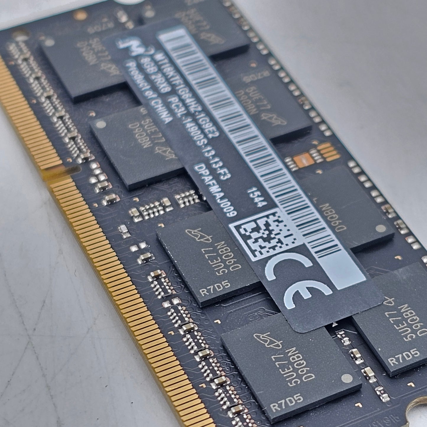 Micron Memory Module 8GB (1x8GB) RAM DDR3L 1866MHz MT16KTF1G64HZ-1G9E2