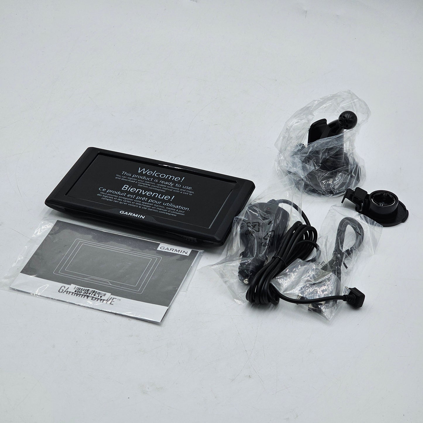 New Garmin Drive 61 USA-CAN LM GPS Navigator Screen 010-N1679-06