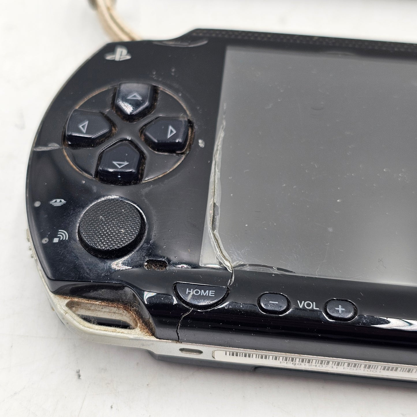 Broken Sony PSP 1000 PSP-1001 Handheld Game System Only No Battery