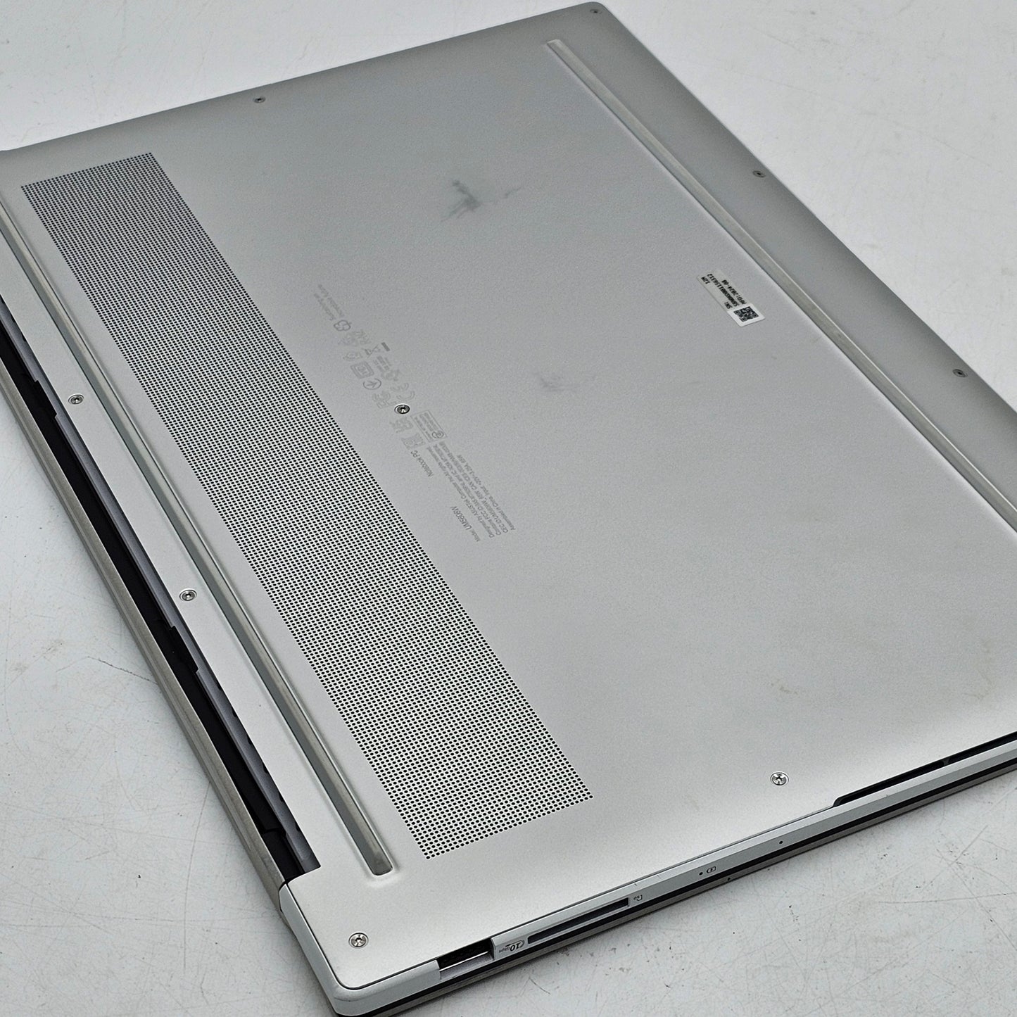 Asus Zenbook S 16 UM5606W 16" Ryzen AI 9 365 2.0GHz 24GB RAM 1TB SSD Radeon 880M