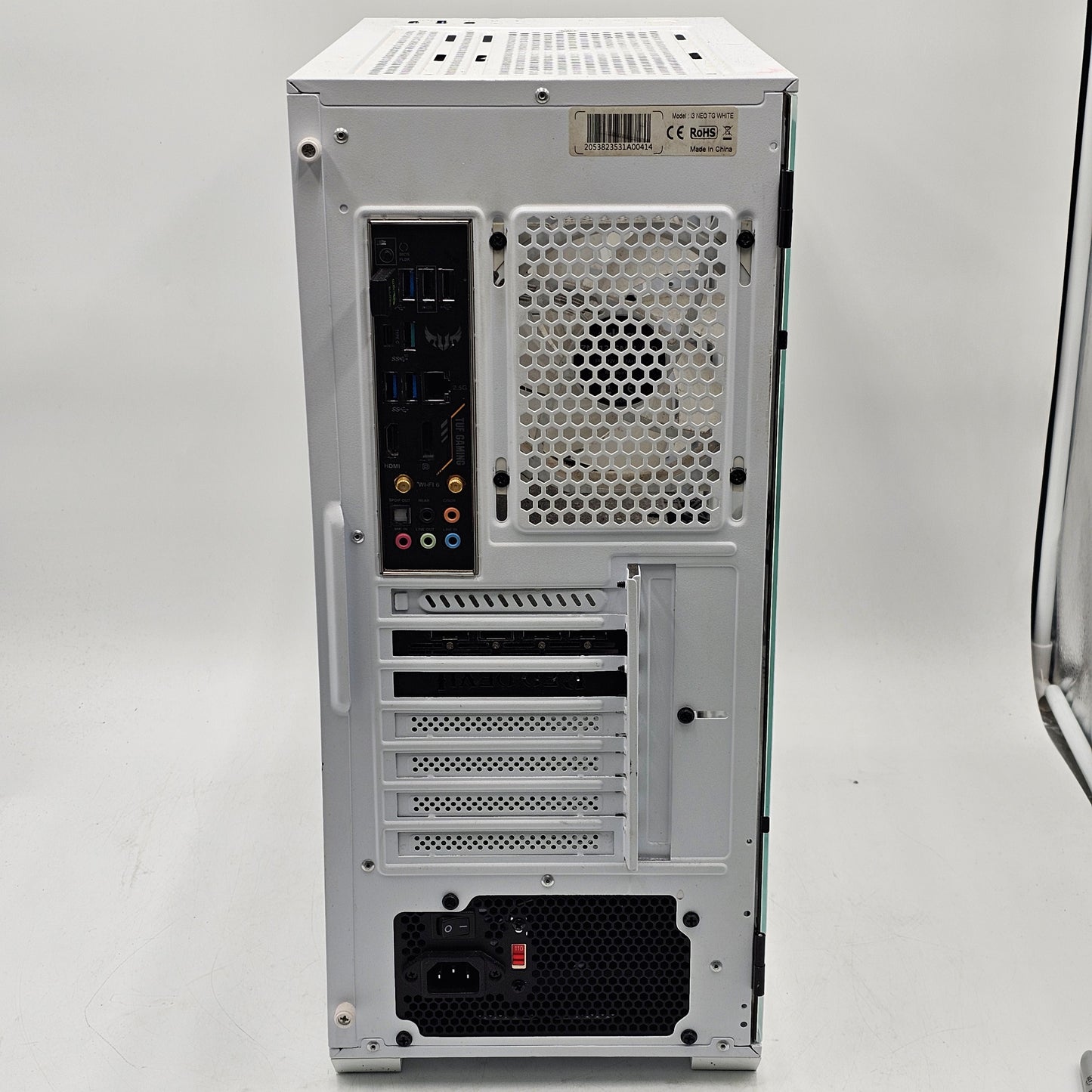 Custom PC RYZEN 3 3600 3.60GHz 16GB RAM AMD Radeon RX 5600 XT