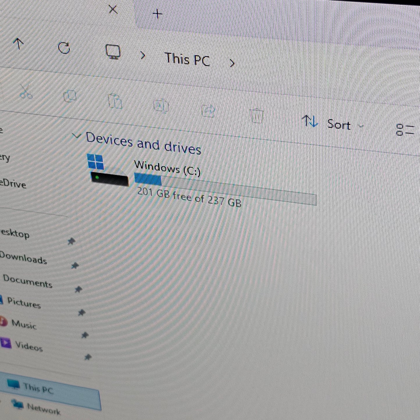New HP All-in-One 27-cr1000i 27" Core Ultra 5 125U 1.30GHz 8GB RAM 256GB SSD