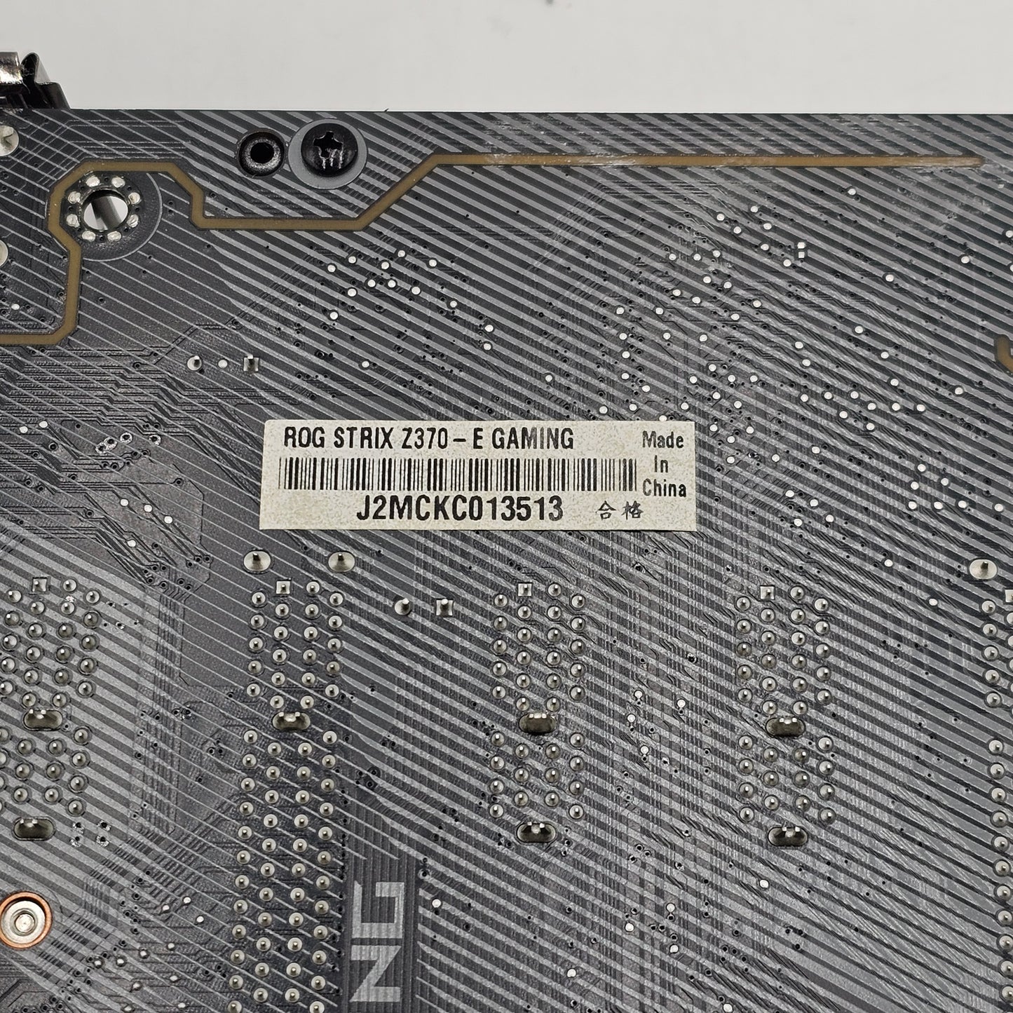 Broken Asus ROG Strix Z370-E Gaming LGA 1151 ATX Intel DDR4 Motherboard
