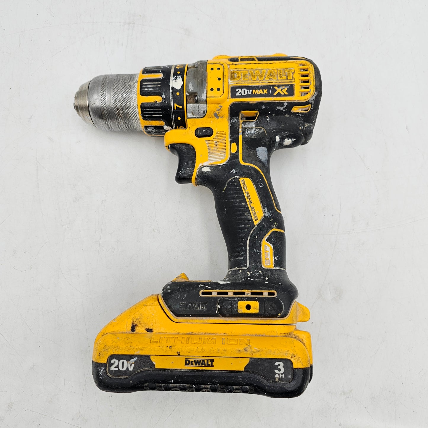 DeWalt DCD790 20V MAX 1/2" (13mm) Cordless Drill Driver