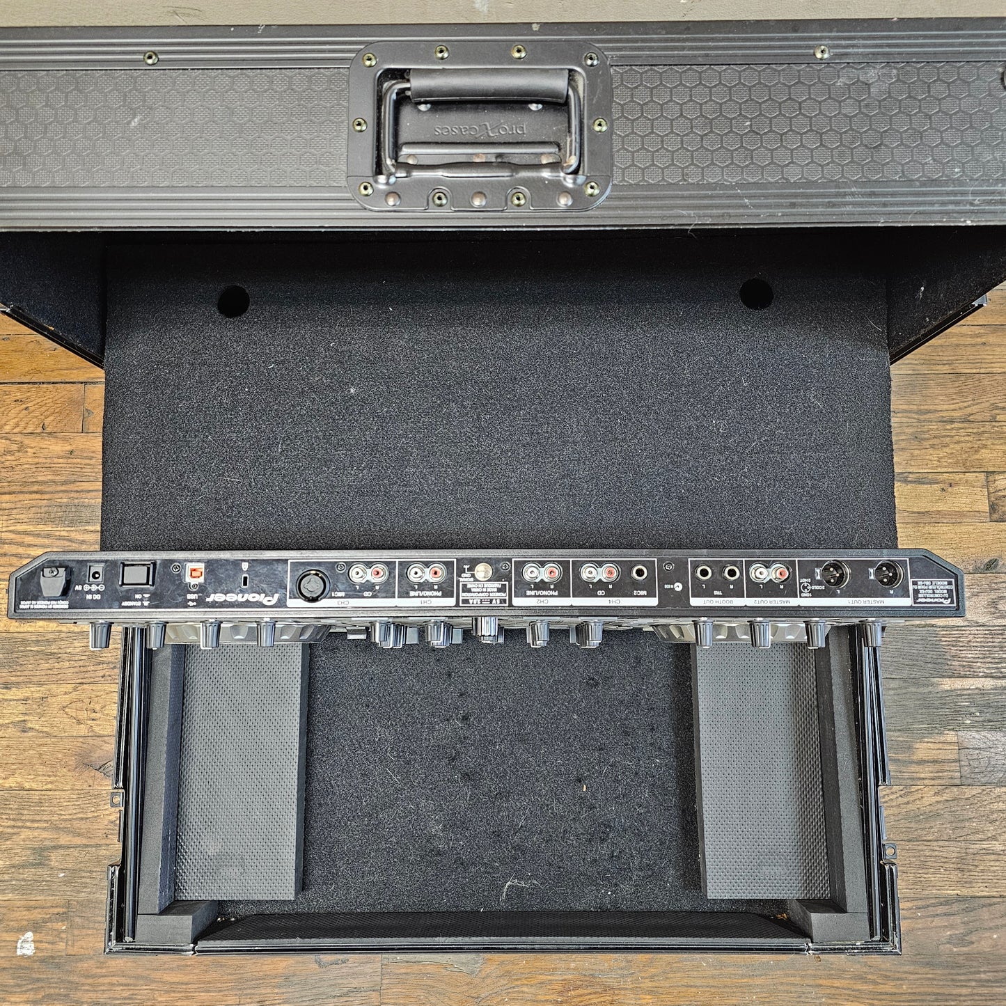 Pioneer DJ DDJ-SX 4-Channel DJ Controller with Hard Case