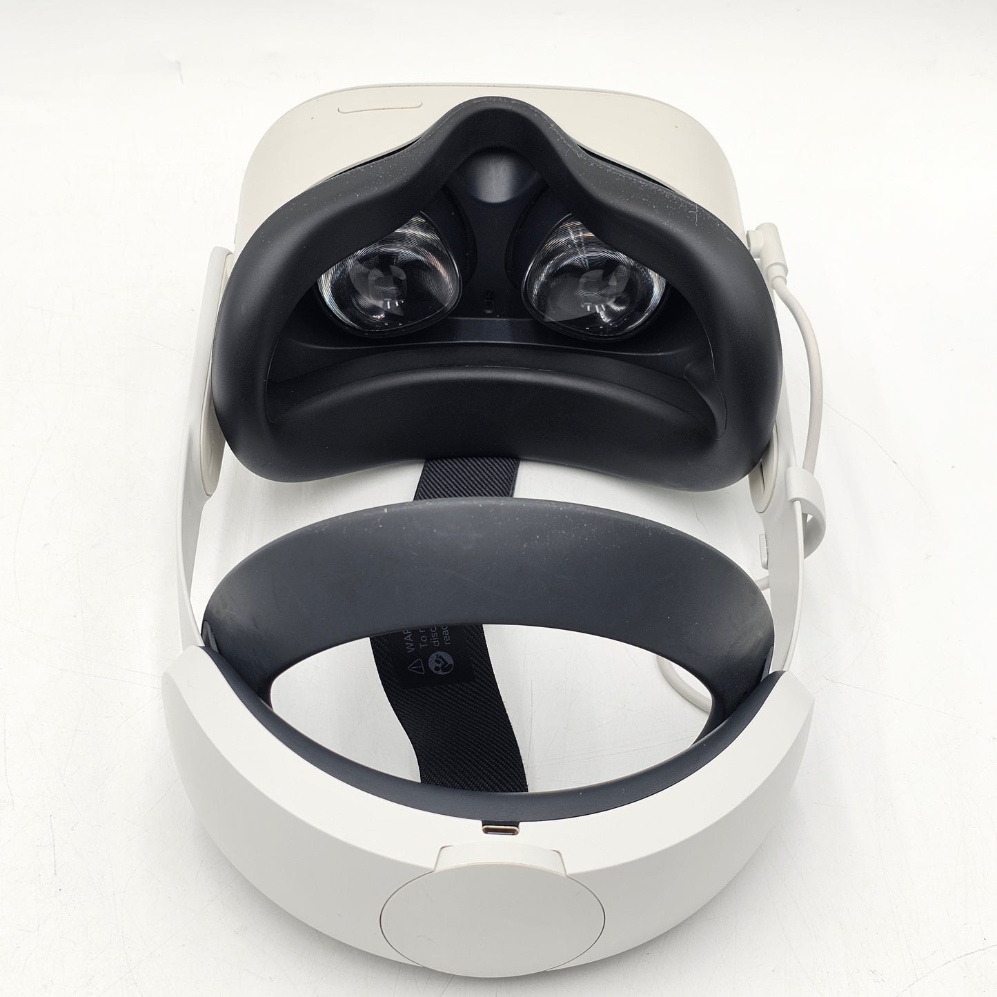 Meta Quest 2 128GB Standalone All-in-One VR Headset KW49CM