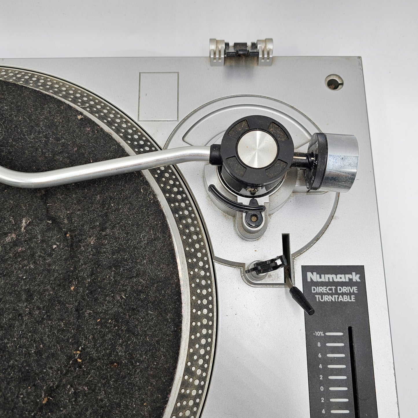 Numark TT-1520 Turntable
