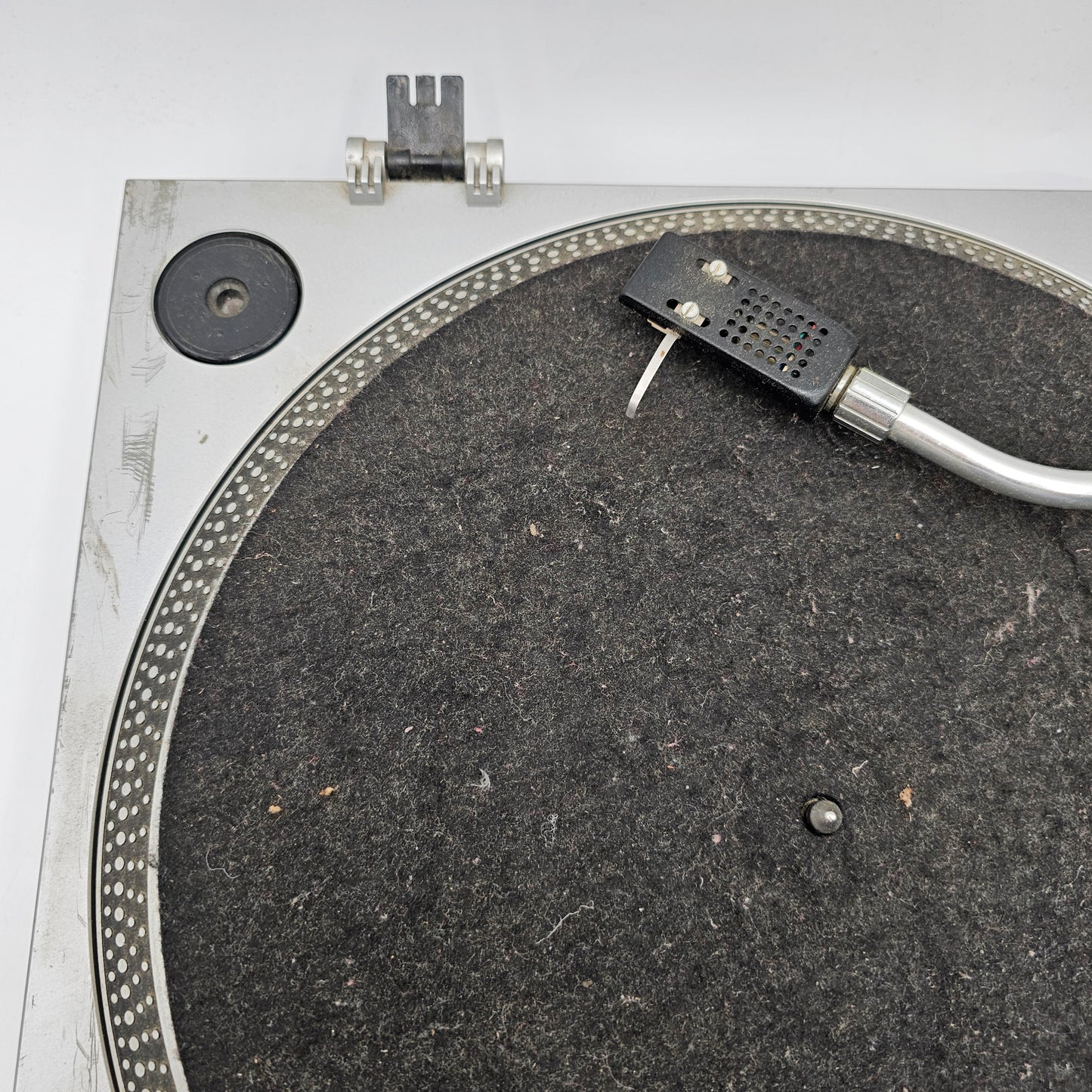 Numark TT-1520 Turntable