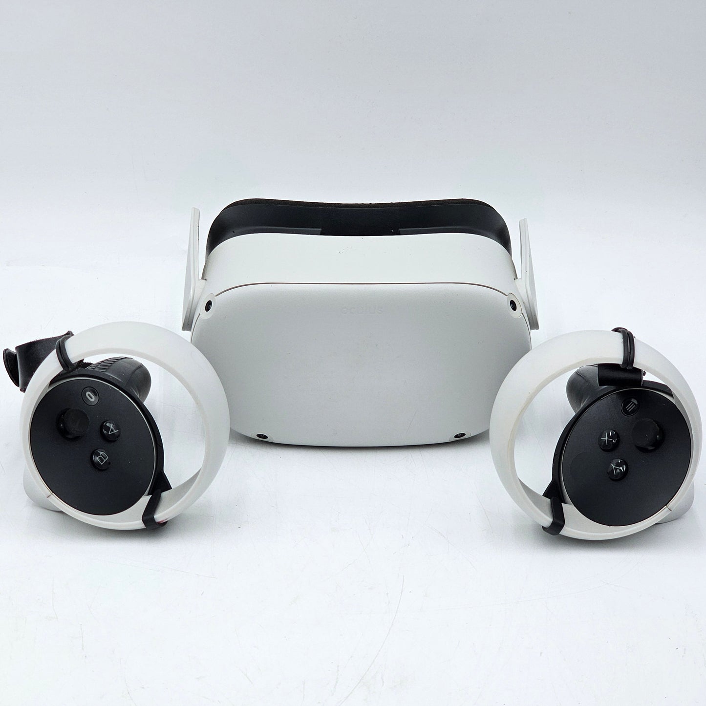Meta Quest 2 128GB Standalone All-in-One VR Headset KW49CM
