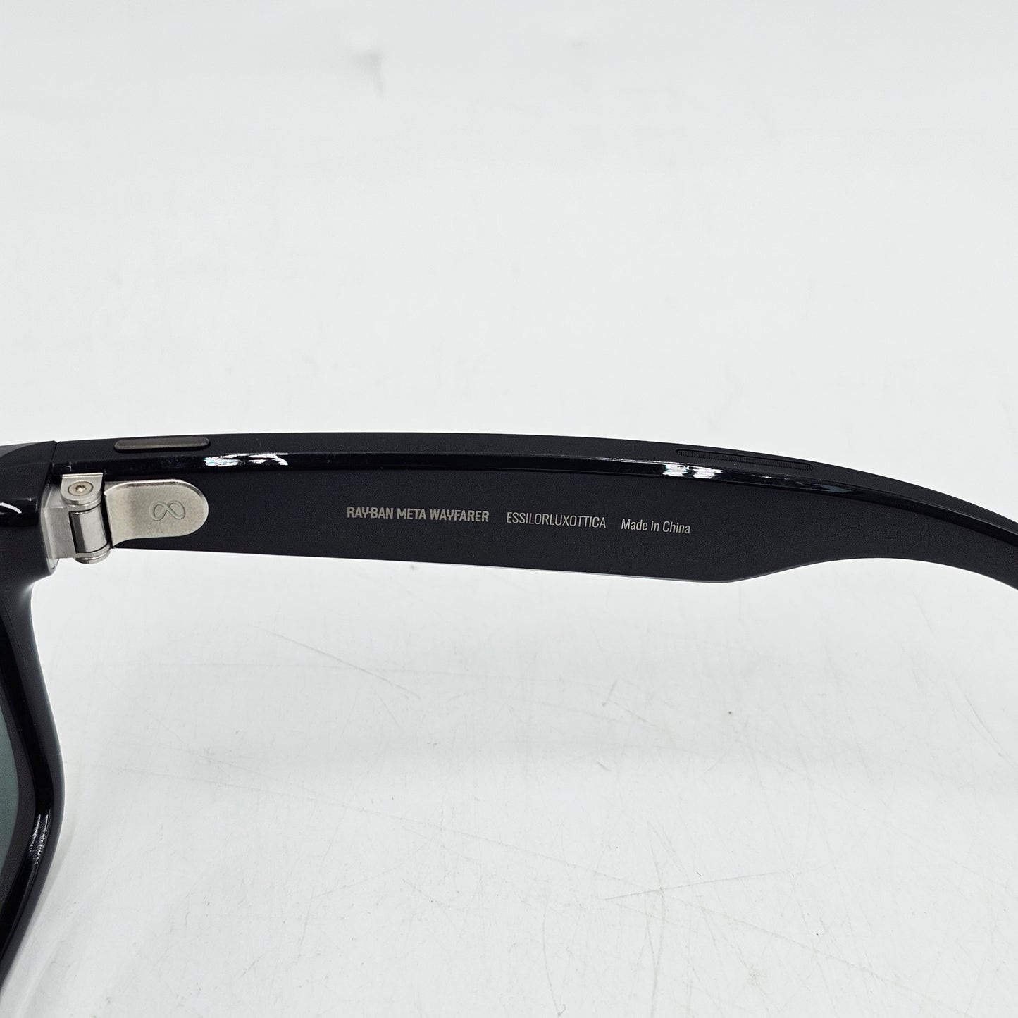 Ray-Ban Meta Wayfarer Gen 1 Shiny Black Standard RW4006 60171 AI Smart Glasses