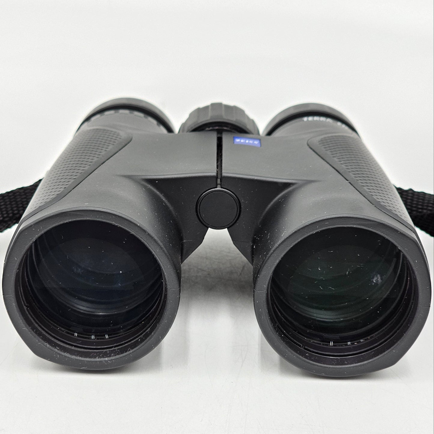 ZEISS Terra ED 10x42 Binoculars