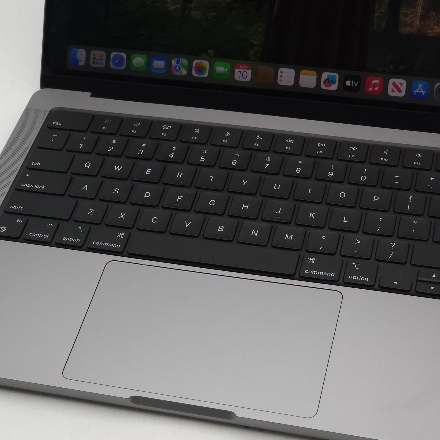 2021 Apple MacBook Pro 13.3" M1 Pro 8 Core 3.2GHz 16GB RAM 512GB SSD A2442