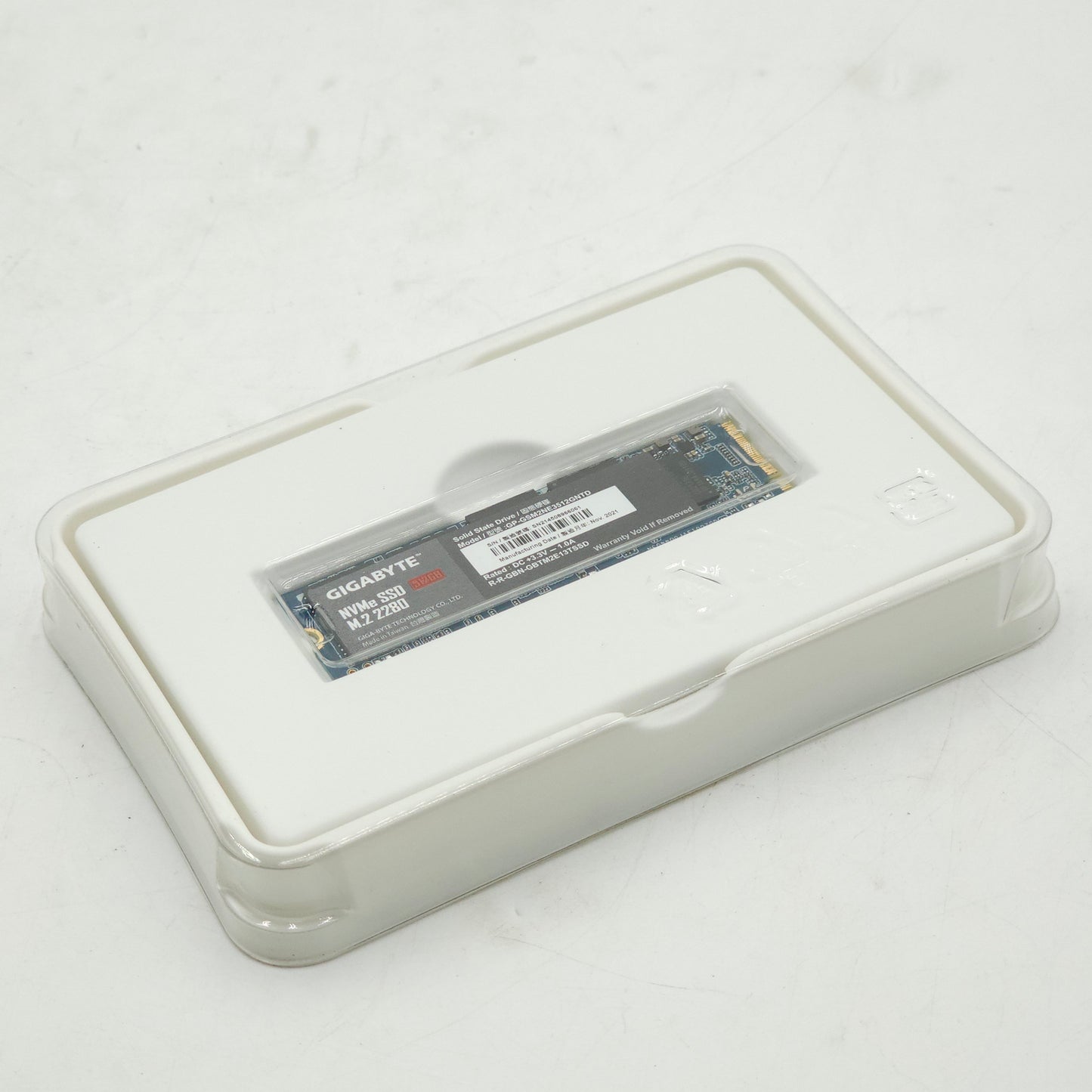 GIGABYTE512GB  M.2 SSD PCI-Express 3.0 x4, NVMe 1.3 Internal 2280