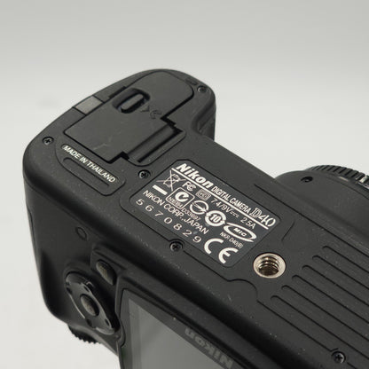 Nikon D40 6.1MP Digital Camera